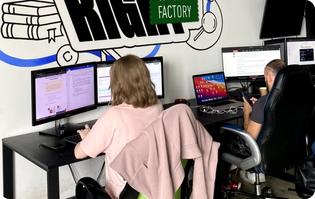 We-Right Factory - Team img